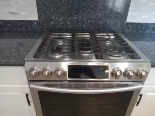 Photo #2: 225112604 Listing 