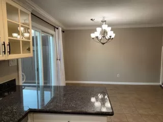 Photo #5: 225112604 Listing 