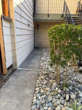 Photo #1: 225113051 Listing 