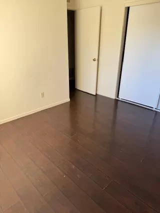 Photo #5: 225113051 Listing 