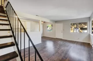 Photo #3: 225113620 Listing