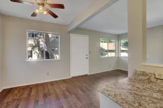 Photo #5: 225113620 Listing