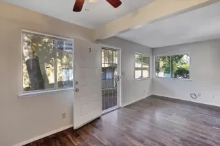 Photo #6: 225113620 Listing