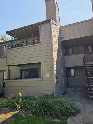 Browse active condo listings in HIGHLANDS