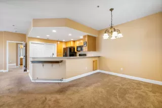Photo #3: 225114299 Listing 