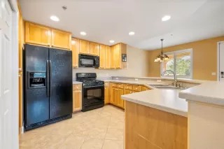 Photo #5: 225114299 Listing 