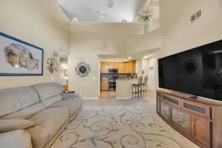 Photo #2: 225114374 Listing 