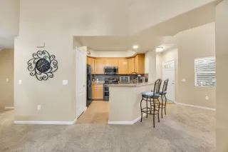 Photo #5: 225114374 Listing 