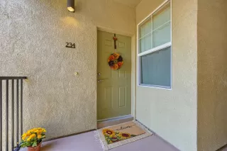 Photo #2: 225114961 Listing 