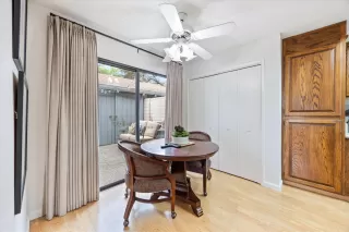 Photo #4: 225115070 Listing