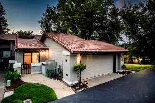 Photo #2: 225115275 Listing 