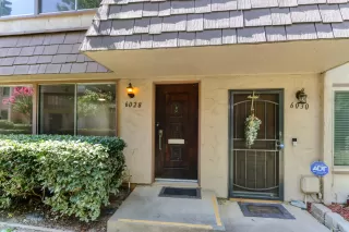 Photo #2: 225115717 Listing