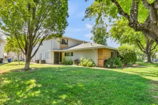 Photo #2: 225115842 Listing 