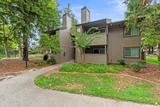 Photo #1: 225116320 Listing