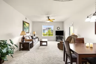 Photo #2: 225116347 Listing