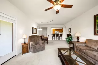 Photo #5: 225116347 Listing