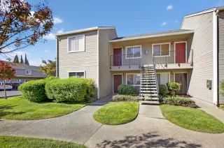 Photo #5: 225117396 Listing 