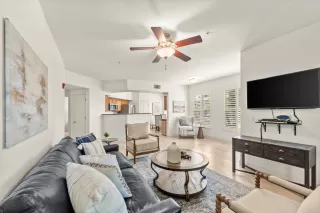 Photo #4: 225117520 Listing