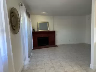 Photo #3: 225117556 Listing