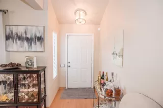 Photo #2: 225118191 Listing