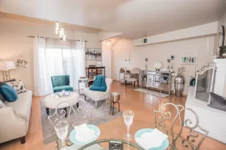 Photo #6: 225118191 Listing