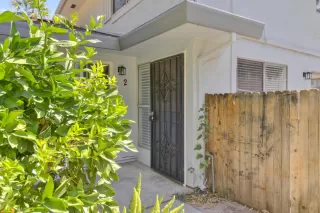 Photo #2: 225118208 Listing 