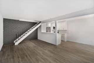 Photo #4: 225118208 Listing 