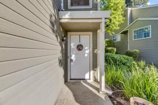 Photo #2: 225118955 Listing 