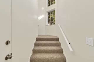 Photo #3: 225118955 Listing 