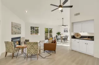 Photo #6: 225118955 Listing 