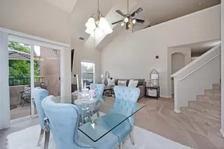 Photo #4: 225119271 Listing 