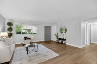 Photo #6: 225119474 Listing