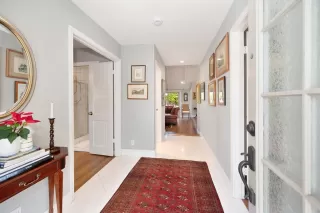 Photo #2: 225119963 Listing