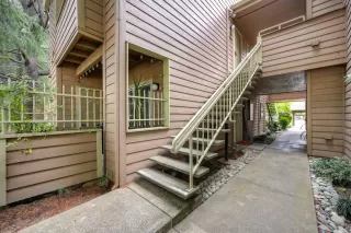 Photo #2: 225120167 Listing