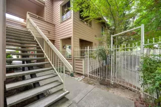 Photo #3: 225120167 Listing