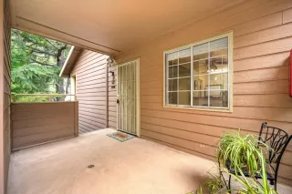 Photo #5: 225120167 Listing