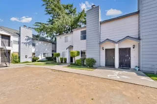 Photo #1: 225121191 Listing