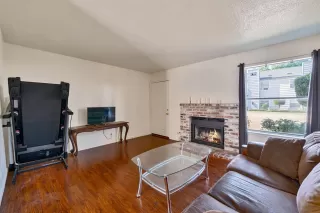 Photo #5: 225121191 Listing