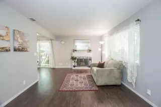 Photo #3: 225121721 Listing