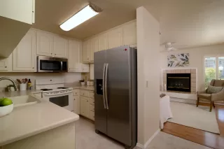 Photo #2: 225122289 Listing