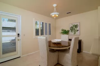 Photo #3: 225122289 Listing