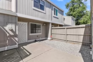 Photo #1: 225122356 Listing 