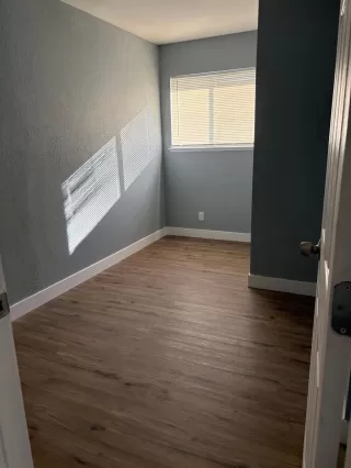 Photo #5: 225123196 Listing