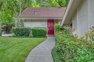 Photo #1: 225123459 Listing 