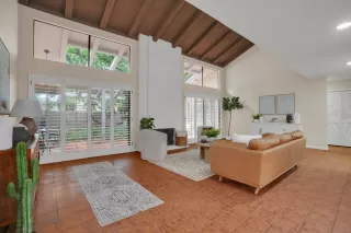 Photo #4: 225123459 Listing 