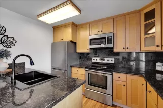 Photo #1: 225123613 Listing