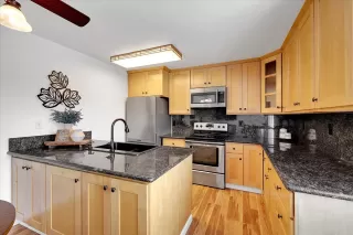 Photo #4: 225123613 Listing