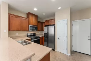 Photo #6: 225123811 Listing 