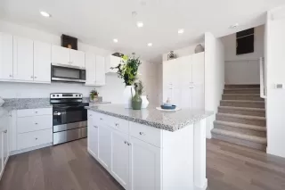 Photo #3: 225123902 Listing