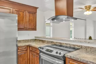 Photo #5: 225124223 Listing 